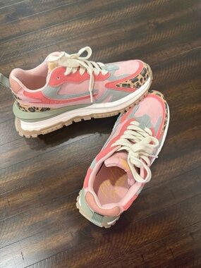 Blowfish Pink Multi-Accent Women's Sneakers